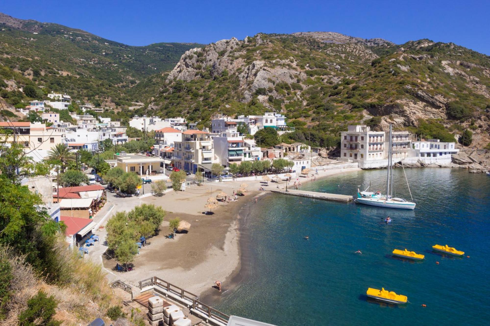 Nefeli Hotel Agios Kirykos Exterior foto