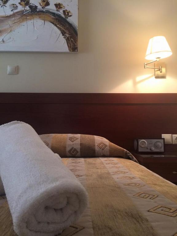 Nefeli Hotel Agios Kirykos Quarto foto