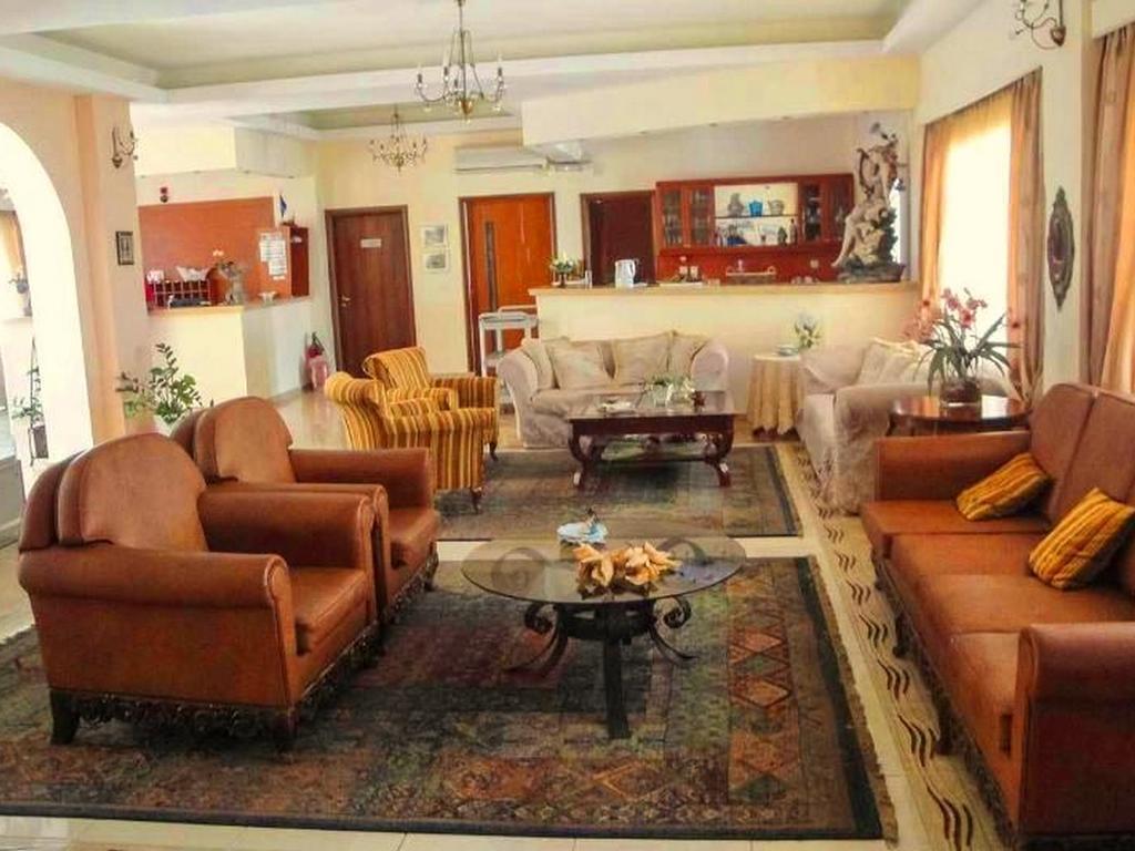 Nefeli Hotel Agios Kirykos Exterior foto