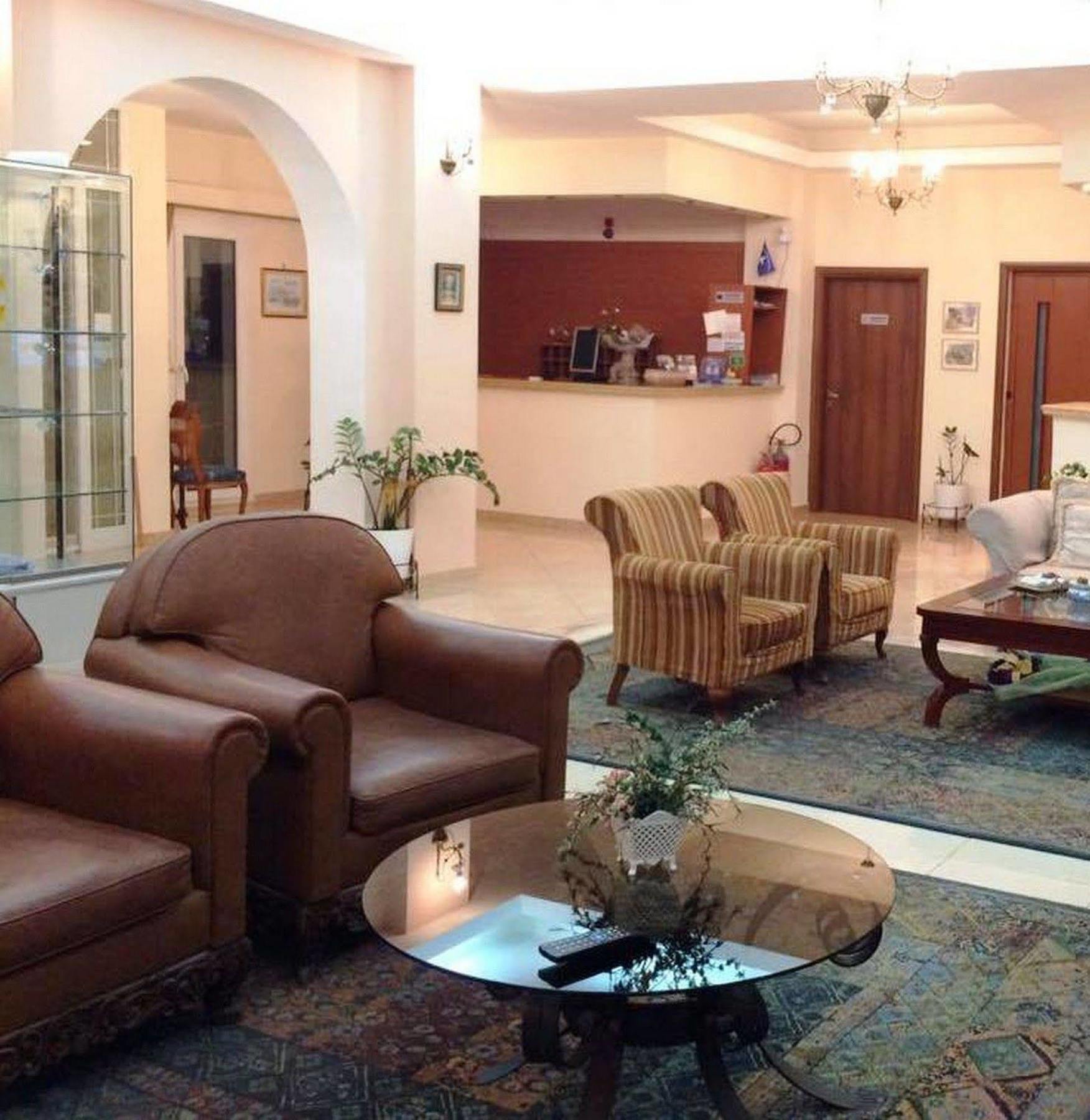 Nefeli Hotel Agios Kirykos Exterior foto
